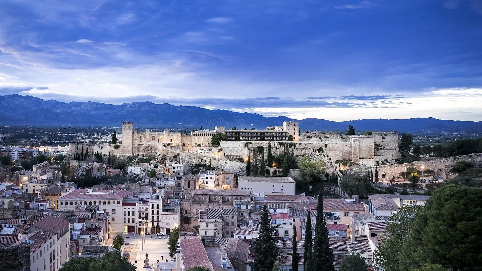 Parador De Tortosa