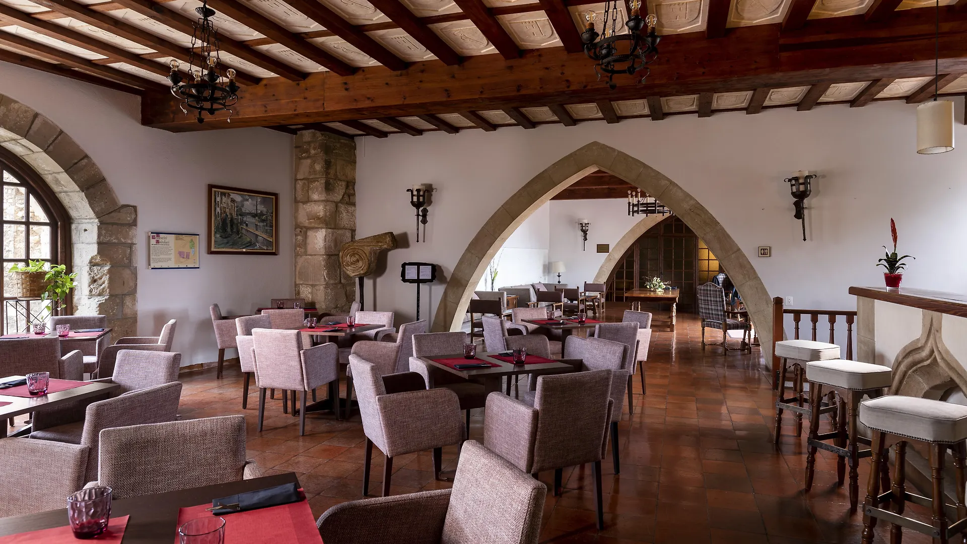 Parador De Tortosa