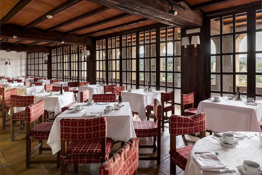 Parador De Tortosa 4*,